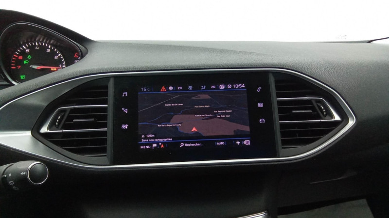 Photo 13 de l'offre de PEUGEOT 308 PureTech 130ch S&S EAT8 Allure à 15598€ chez Carlyss automobiles Vitré