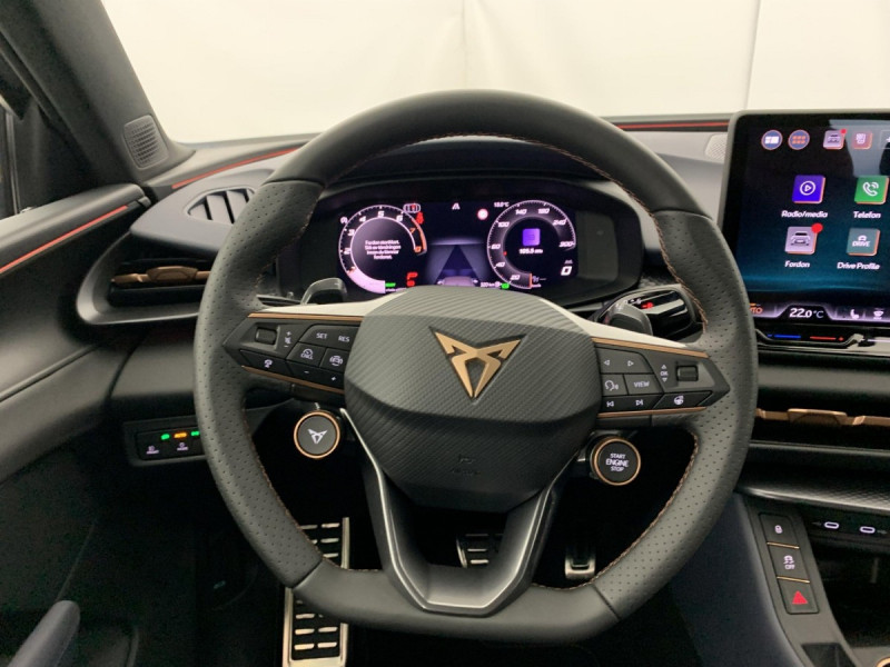 Photo 16 de l'offre de Cupra Terramar 1.5 eTSI Hybrid 150 ch DSG7 V à 36998€ chez Carlyss automobiles Vitré