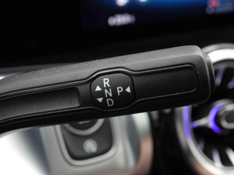 Photo 21 de l'offre de MERCEDES-BENZ GLB 200d 150 DCT AMG-Line 7pl à 50129€ chez Carlyss automobiles Vitré