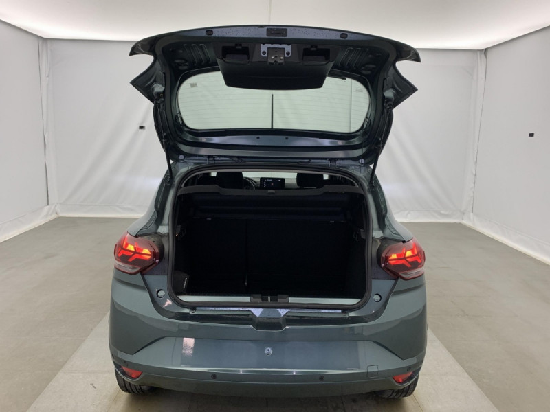Photo 12 de l'offre de DACIA Sandero ECO-G 100 GSR2 Expression à 15998€ chez Carlyss automobiles Vitré