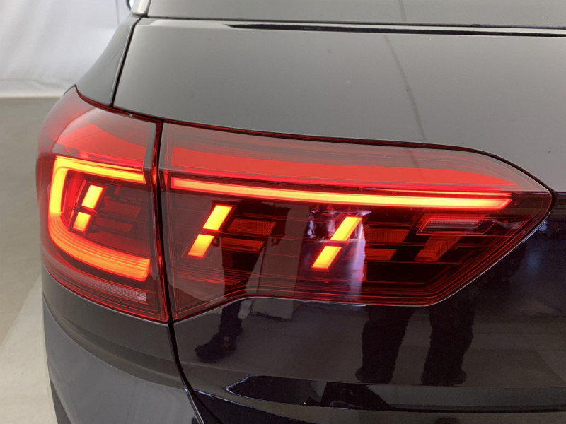 Photo 13 de l'offre de VOLKSWAGEN T-roc 1.5 TSI EVO2 150 Start/Stop DSG7 Style à 30998€ chez Carlyss automobiles Vitré