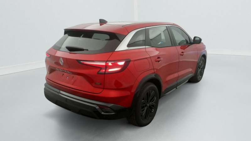 Photo 7 de l'offre de Renault AUSTRAL NOUVEAU FULL HYBRID E-TECH 200 CH EVOLUTION à 31998€ chez Carlyss automobiles Vitré