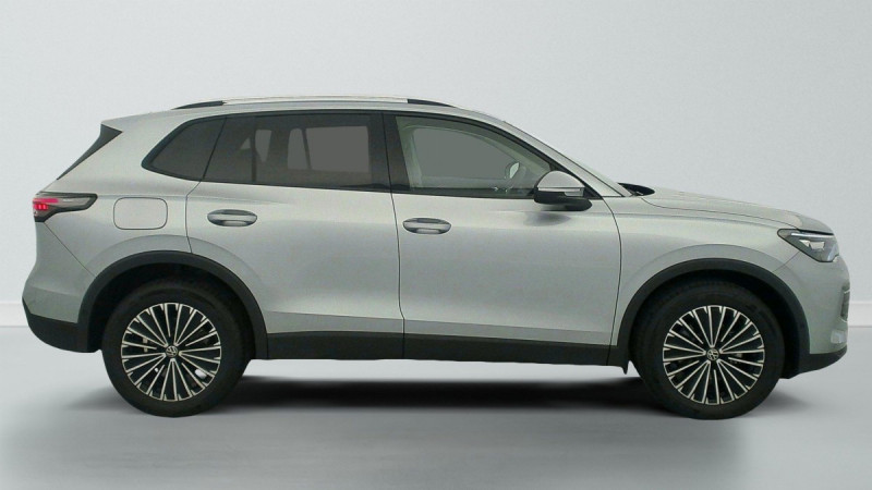 Photo 8 de l'offre de VOLKSWAGEN TIGUAN NOUVEAU 1.5 eTSI 150CV DSG7 LIFE PLUS à 37998€ chez Carlyss automobiles Vitré