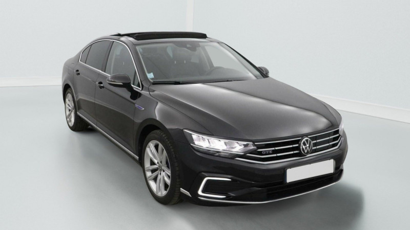 Photo 2 de l'offre de VOLKSWAGEN Passat Passat 1.4 TSI Hybride Rechargeable DSG6 GTE à 28598€ chez Carlyss automobiles Vitré