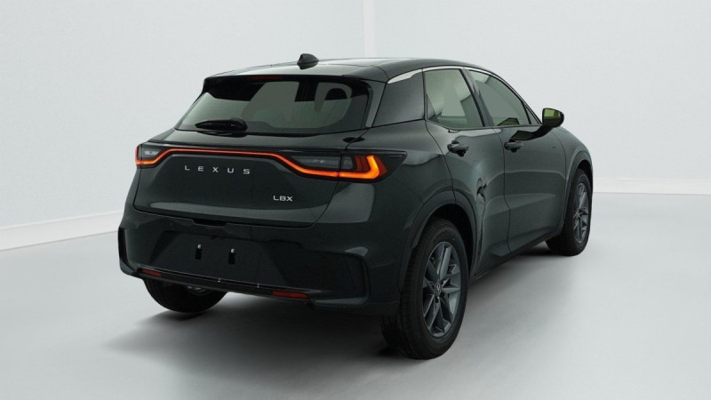 Photo 6 de l'offre de Lexus LBX 2WD Business à 31998€ chez Carlyss automobiles Vitré