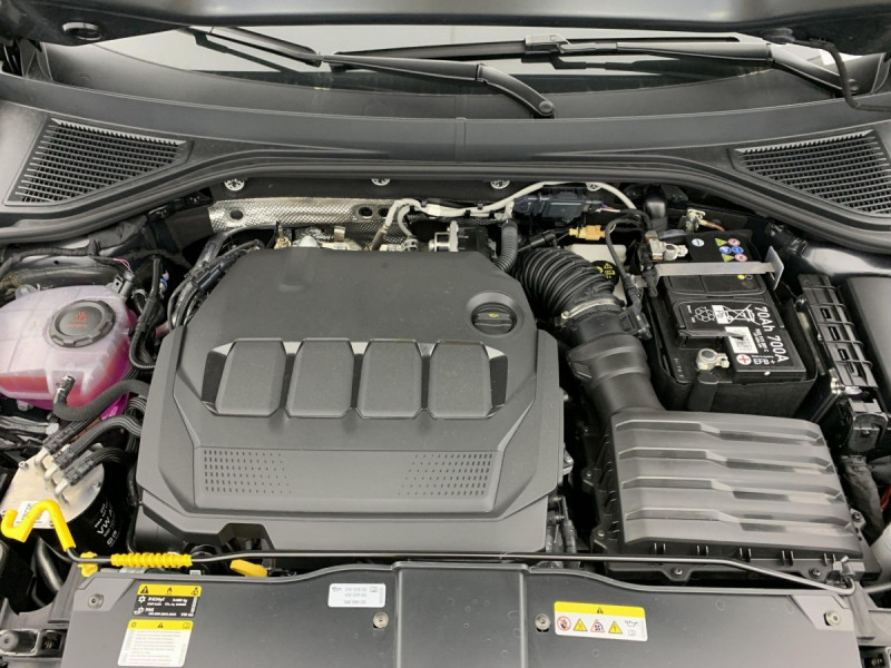 Photo 22 de l'offre de VOLKSWAGEN T-roc 2.0 TDI 150 Start/Stop DSG7 Life Plus à 32998€ chez Carlyss automobiles Vitré