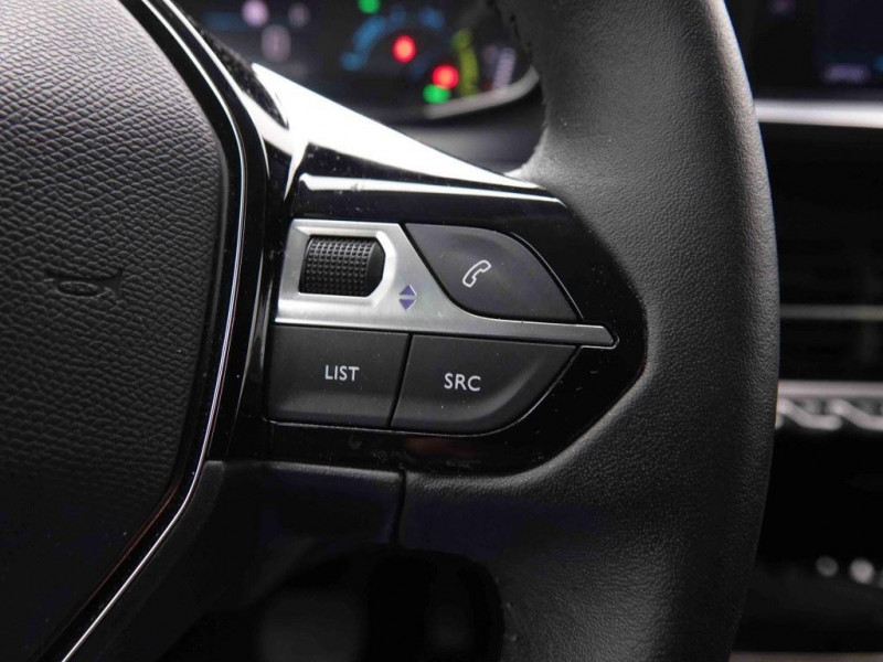 Photo 20 de l'offre de Peugeot E-208 50 kWh 136 Allure à 21701€ chez Carlyss automobiles Vitré