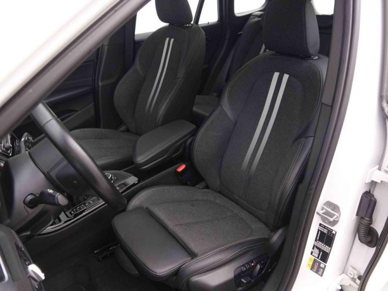 Photo 8 de l'offre de BMW X1 25e xDrive 220 PHEV M-Pack à 36092€ chez Carlyss automobiles Vitré