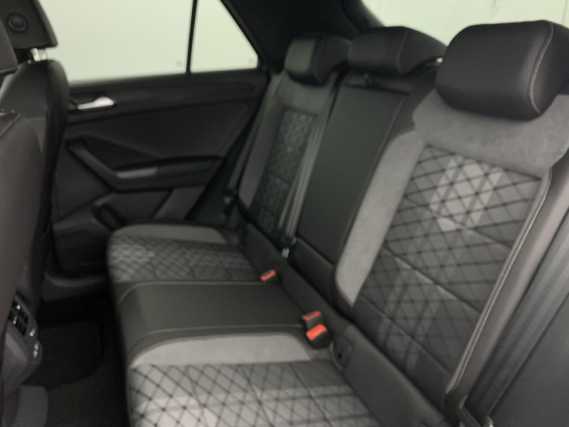 Photo 13 de l'offre de VOLKSWAGEN T-roc 2.0 TDI 150 Start/Stop DSG7 R-Line Edition à 37498€ chez Carlyss automobiles Vitré