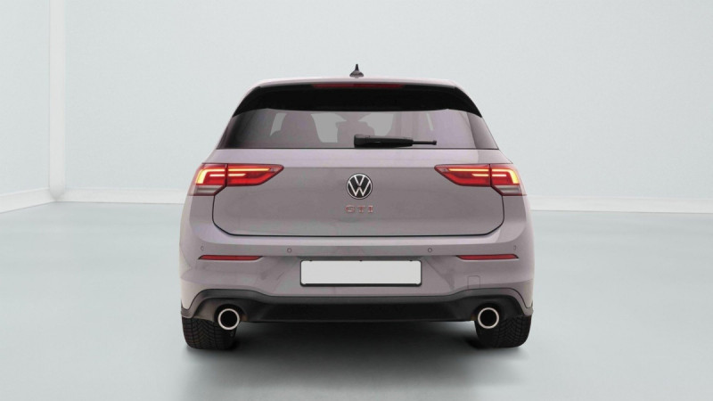 Photo 5 de l'offre de Volkswagen Golf GTi 2.0 TSi 245 DSG Black Style à 31114€ chez Carlyss automobiles Vitré