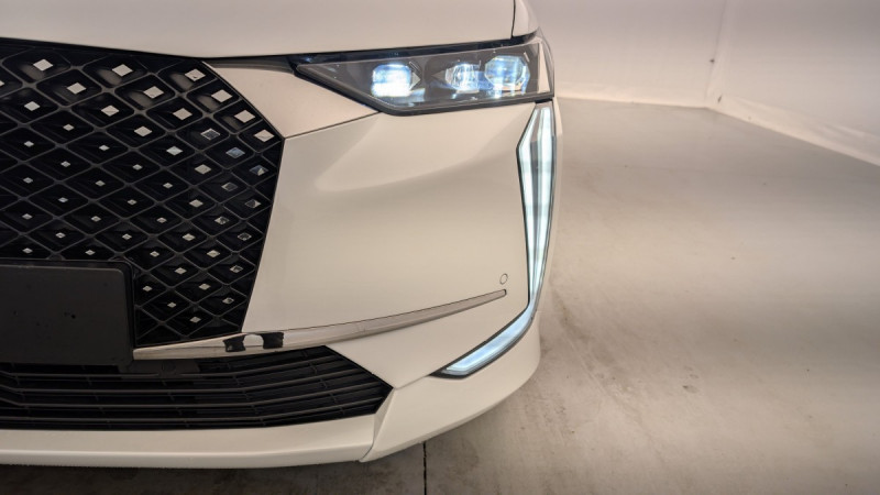 Photo 21 de l'offre de DS DS4 PureTech 130 EAT8 Rivoli à 23281€ chez Carlyss automobiles Vitré