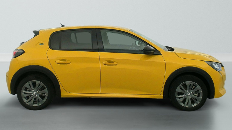 Photo 8 de l'offre de PEUGEOT 208 ELECTRIQUE 50 KWH 136CH ALLURE à 17898€ chez Carlyss automobiles Vitré