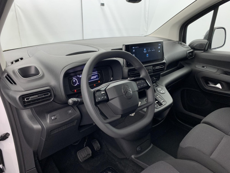 Photo 7 de l'offre de CITROEN BERLINGO VAN TAILLE XL 950KG BLUEHDI 130 S&S EAT8 à 23037€ chez Carlyss automobiles Vitré