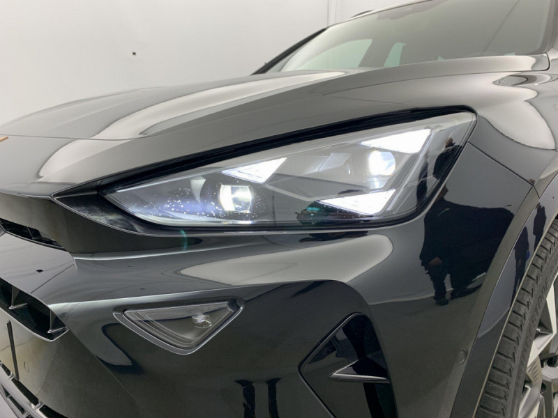 Photo 23 de l'offre de Cupra FORMENTOR NOUVEAU 1.5 ETSI HYBRID 150 CH DSG7 V à 34598€ chez Carlyss automobiles Vitré