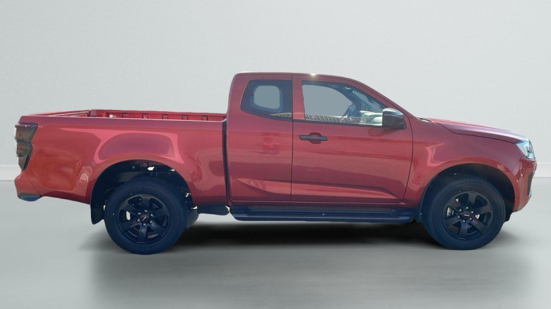 Photo 8 de l'offre de ISUZU D-MAX 1.9 4X4 SPACE CAB N60 NSPORT  AT à 45846€ chez Carlyss automobiles Vitré