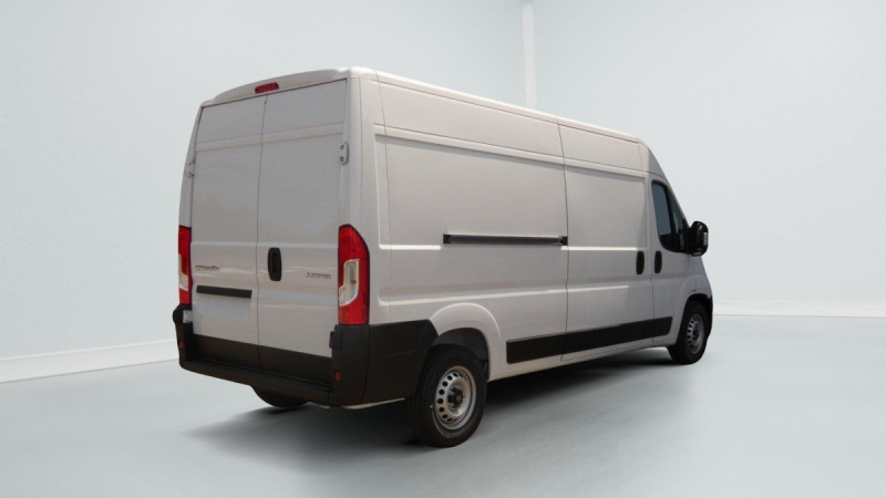 Photo 12 de l'offre de CITROEN Jumper Fourgon TOLE 35 L3H2 180 S&S BVA8 à 32637€ chez Carlyss automobiles Vitré