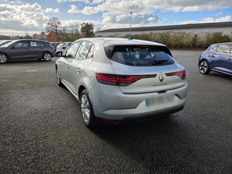 Photo 4 de l'offre de Renault Mégane Berline (4) Business TCe 115 FAP -21N à 15990€ chez Carlyss automobiles Vitré