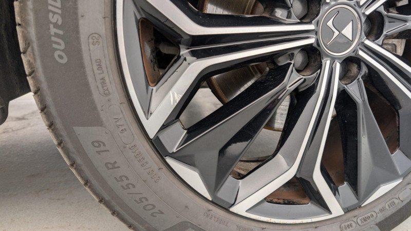 Photo 24 de l'offre de DS DS4 PureTech 130 EAT8 Rivoli à 24430€ chez Carlyss automobiles Vitré