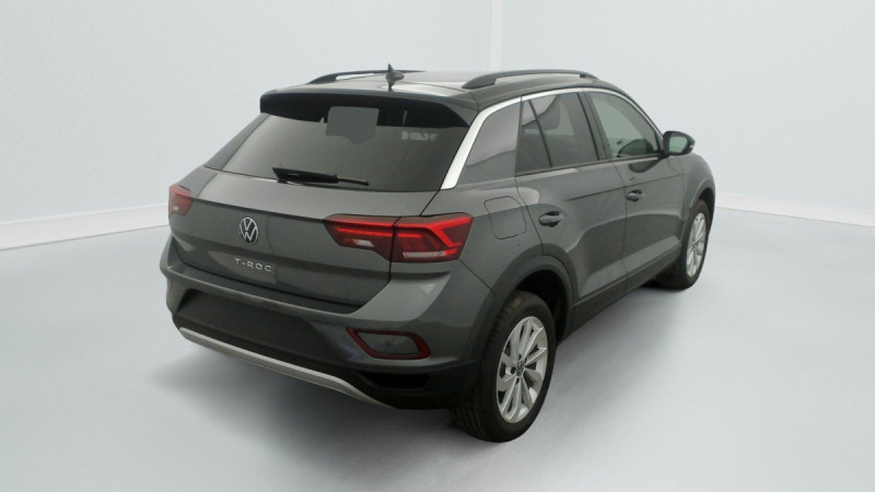 Photo 7 de l'offre de VOLKSWAGEN T-roc 2.0 TDI 150 Start/Stop DSG7 Life Plus à 32558€ chez Carlyss automobiles Vitré