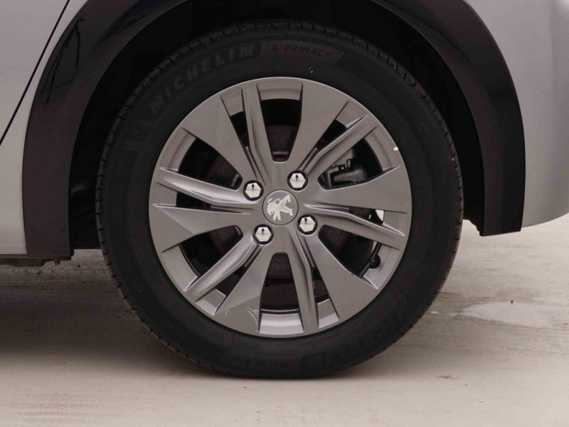 Photo 22 de l'offre de Peugeot E-208 50 kWh 136 Allure à 21701€ chez Carlyss automobiles Vitré