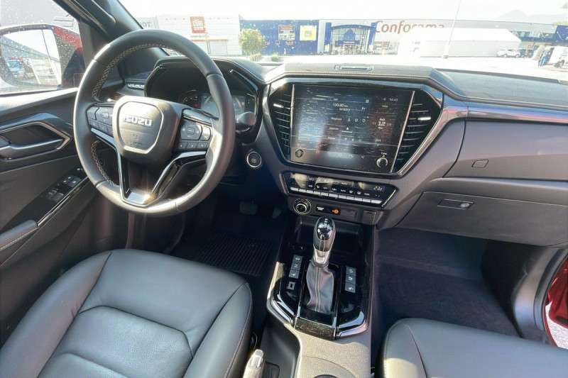Photo 12 de l'offre de ISUZU D-MAX 1.9 4X4 SPACE CAB N60 NSPORT  AT à 45846€ chez Carlyss automobiles Vitré