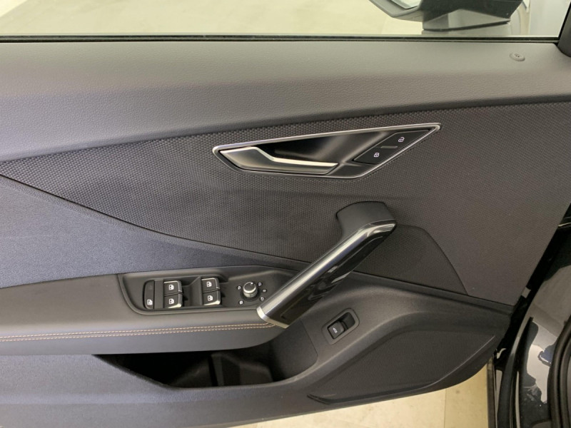 Photo 12 de l'offre de AUDI Q2 35 TFSI 150 S tronic 7 Design à 37098€ chez Carlyss automobiles Vitré