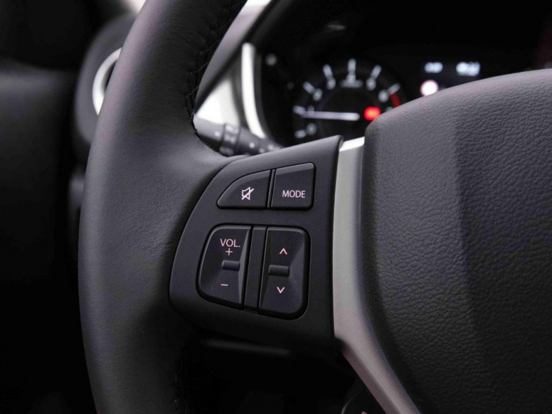 Photo 18 de l'offre de SUZUKI Vitara 1.4i MHEV GLX à 25954€ chez Carlyss automobiles Vitré