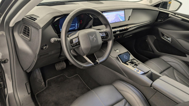 Photo 15 de l'offre de DS DS4 PureTech 130 EAT8 Rivoli à 23072€ chez Carlyss automobiles Vitré