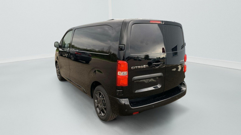 Photo 2 de l'offre de CITROEN Jumpy Fourgon M BLUEHDI 180 S&S EAT8 à 31257€ chez Carlyss automobiles Vitré