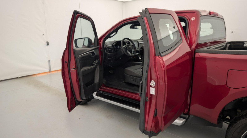 Photo 10 de l'offre de ISUZU D-MAX 1.9 4X4 SPACE CAB N60 F+  AT à 45737€ chez Carlyss automobiles Vitré