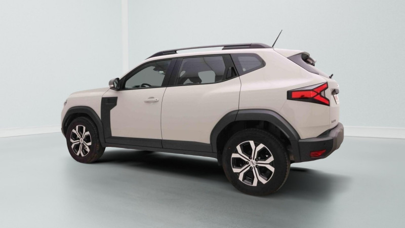 Photo 2 de l'offre de DACIA DUSTER 1.2 Mild Hybrid 130 Expression à 24698€ chez Carlyss automobiles Vitré