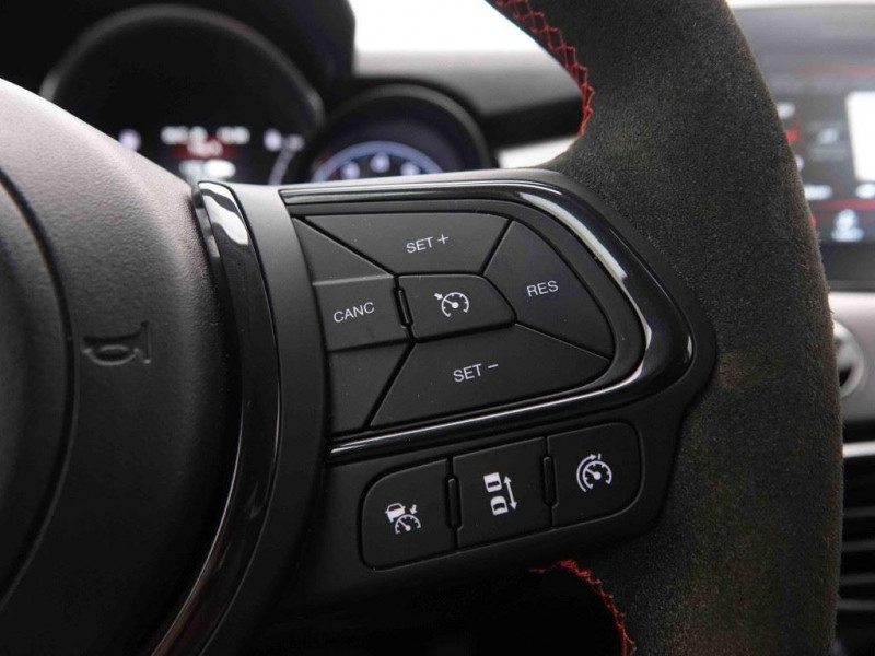 Photo 17 de l'offre de FIAT 500X 1.5 Hybrid 131 DCT Sport à 22743€ chez Carlyss automobiles Vitré