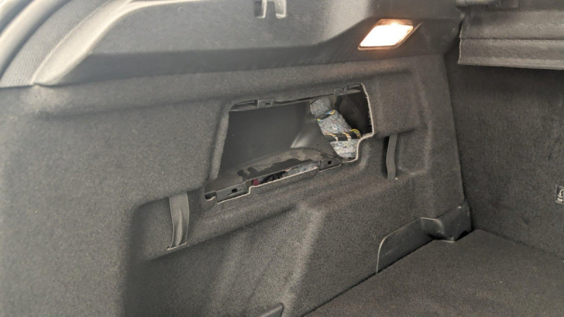 Photo 14 de l'offre de CITROEN C4 BlueHDi 130 S&S EAT8 Shine à 16260€ chez Carlyss automobiles Vitré