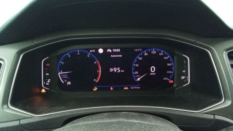 Photo 11 de l'offre de VOLKSWAGEN T-roc T-Roc 1.0 TSI 115 Start/Stop BVM6 Lounge à 21198€ chez Carlyss automobiles Vitré