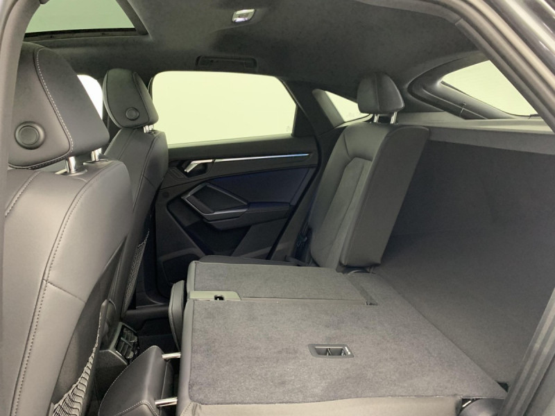 Photo 12 de l'offre de AUDI Q3 Sportback 35 TDI 150 ch S tronic 7 S line plus à 48998€ chez Carlyss automobiles Vitré