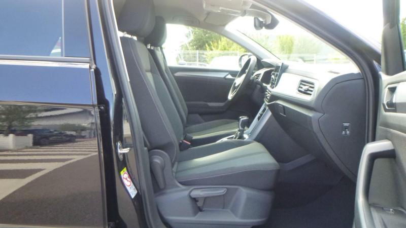 Photo 17 de l'offre de VOLKSWAGEN T-roc T-Roc 2.0 TDI 150 Start/Stop DSG7 VW Edition à 34398€ chez Carlyss automobiles Vitré