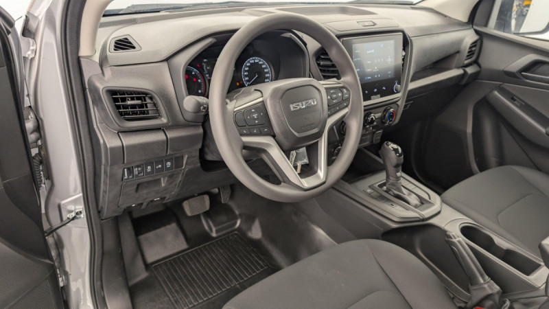 Photo 14 de l'offre de ISUZU D-MAX 1.9 4X4 CREW CAB N60 B AT 4 places à 43197€ chez Carlyss automobiles Vitré