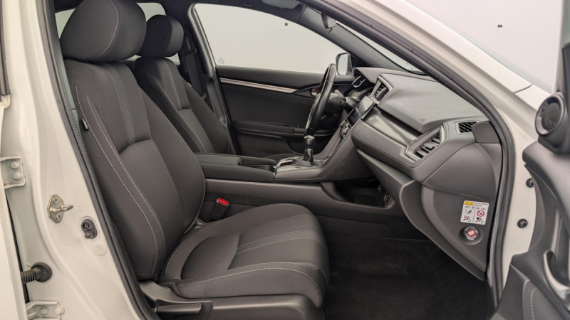 Photo 9 de l'offre de HONDA Civic 2018 CIVIC 1.0 I-VTEC 126 ELEGANCE à 14498€ chez Carlyss automobiles Vitré