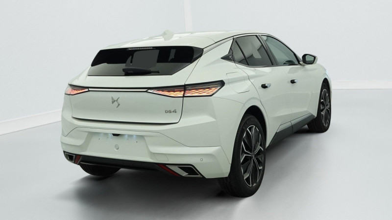 Photo 7 de l'offre de DS DS4 PureTech 130 EAT8 Rivoli à 22442€ chez Carlyss automobiles Vitré