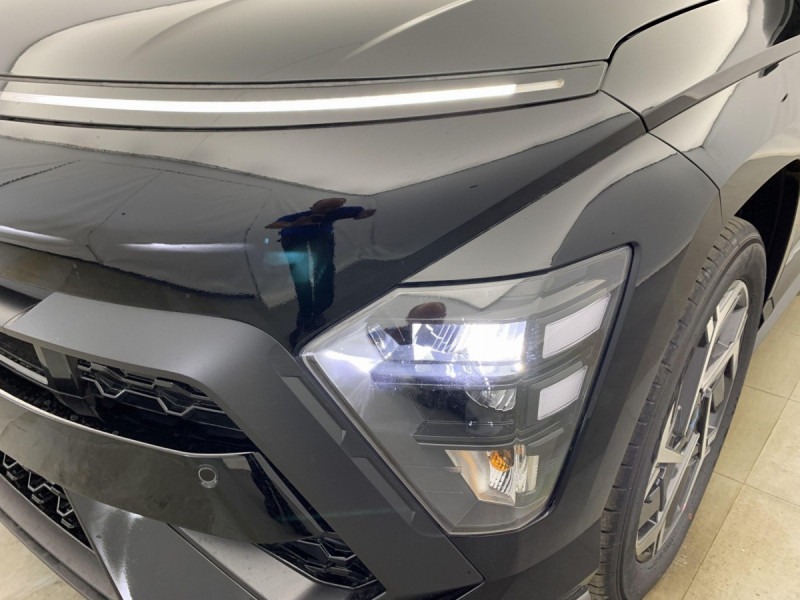 Photo 23 de l'offre de HYUNDAI KONA HYBRID 129 CREATIVE N Line à 28518€ chez Carlyss automobiles Vitré