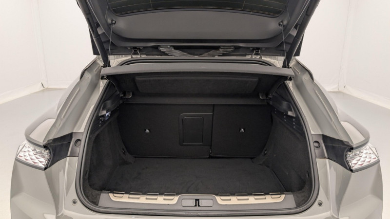 Photo 11 de l'offre de DS DS4 PureTech 130 EAT8 Cross Rivoli à 22838€ chez Carlyss automobiles Vitré