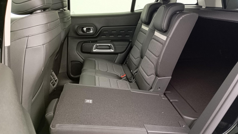 Photo 10 de l'offre de CITROEN C5 Aircross Hybride 136 e-DCS6 Plus à 23998€ chez Carlyss automobiles Vitré