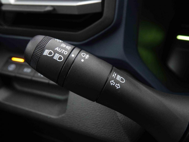 Photo 16 de l'offre de DACIA DUSTER 1.2 Mild Hybrid 130 Expression à 25198€ chez Carlyss automobiles Vitré