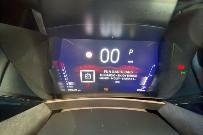 Photo 8 de l'offre de DS DS4 PureTech 130 EAT8 Performance Line+ à 21986€ chez Carlyss automobiles Vitré