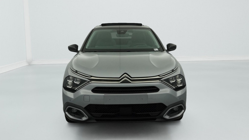 Photo 2 de l'offre de CITROEN C4 PureTech 130 S&S BVM6 Shine à 17552€ chez Carlyss automobiles Vitré