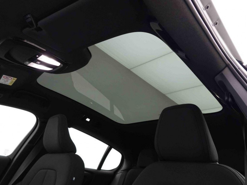 Photo 10 de l'offre de Volvo EC40 Recharge 238 Single Motor Plus à 43702€ chez Carlyss automobiles Vitré