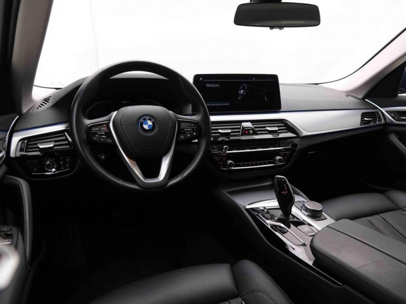 Photo 9 de l'offre de Bmw 5 530E XDRIVE TOURING PHEV LUXURY à 38698€ chez Carlyss automobiles Vitré