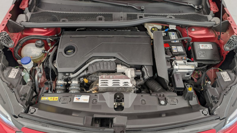 Photo 20 de l'offre de PEUGEOT 2008 Hybrid 136 e-DCS6 Allure à 23628€ chez Carlyss automobiles Vitré