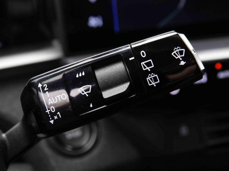 Photo 12 de l'offre de OPEL Grandland 1.2 T Hybrid 145 GS à 35898€ chez Carlyss automobiles Vitré