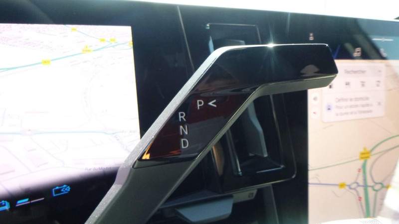 Photo 13 de l'offre de Renault Austral Austral E-Tech full hybrid 200 GSR2 Techno esprit Alpine à 36998€ chez Carlyss automobiles Vitré